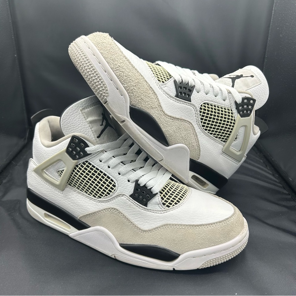 -Air Jordan 4 “Military Black”